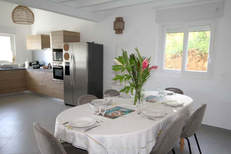 À louer - Superbe Villa F4 Meublée avec Piscine à DESHAIES